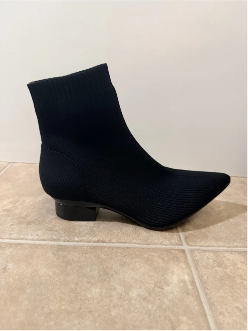 Pashion Footwear Convertible Heels Size 8 Coal Knit Booties